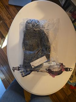 Rebecca Minkoff Fingetless Gloves And Hat Set