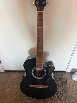 Fender FA-135CE Acoustic/Electric guitar with case
