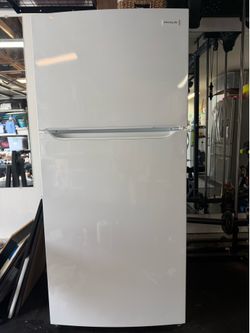 Frigidaire Refrigerator 18.3 cu ft