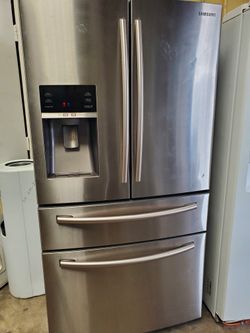 SAMSUNG 4 DOOR REFRIGERATOR 