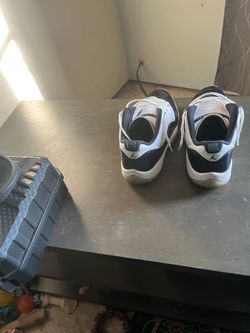 Jordan’s men’s size 12