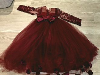 Burgundy Dress 5T Only Worn For 2 Hour