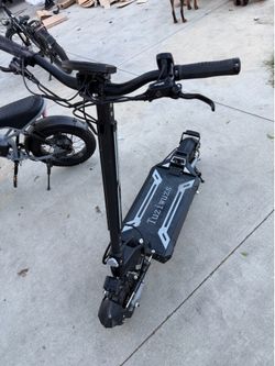 Power e scooter 70MPH