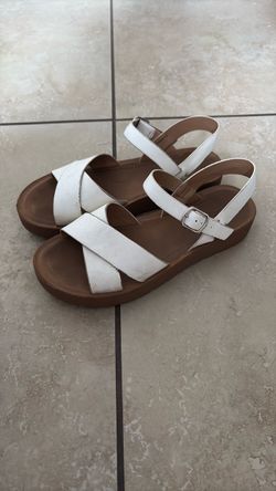 White Crossover Strap Sandals
