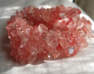 Natural rose quartz stretchy bracelet