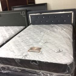 New Full Size Bed With Mattress And Boxspring 