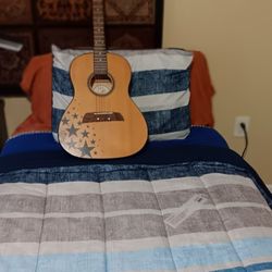 Guitar. ,[Guitarra]