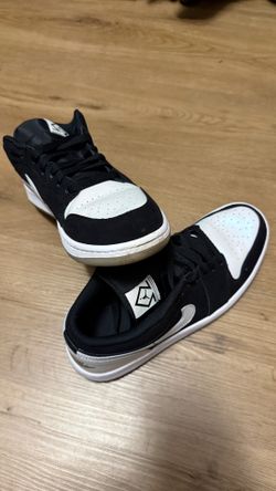 Nike Jordan 1 Low Diamond - Size 11 - Trade?