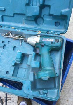 Makita 12 V impact