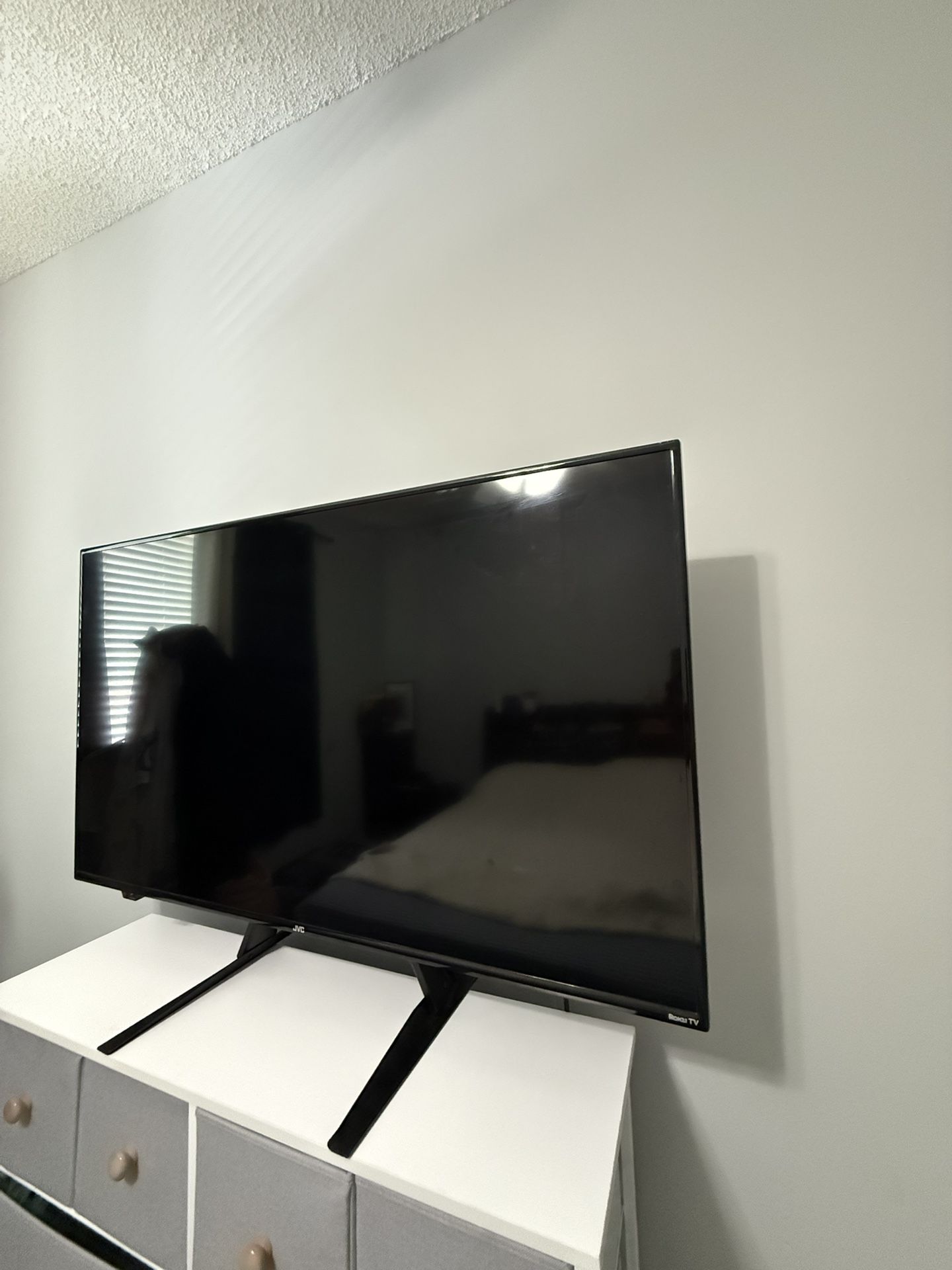 T.V Roku 55”