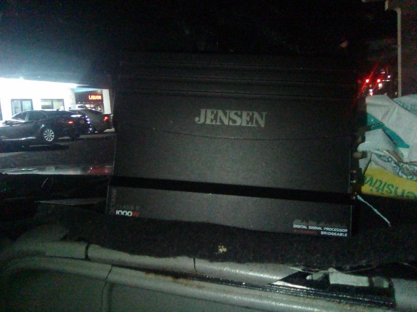 Jensen 1000 Watt Amp