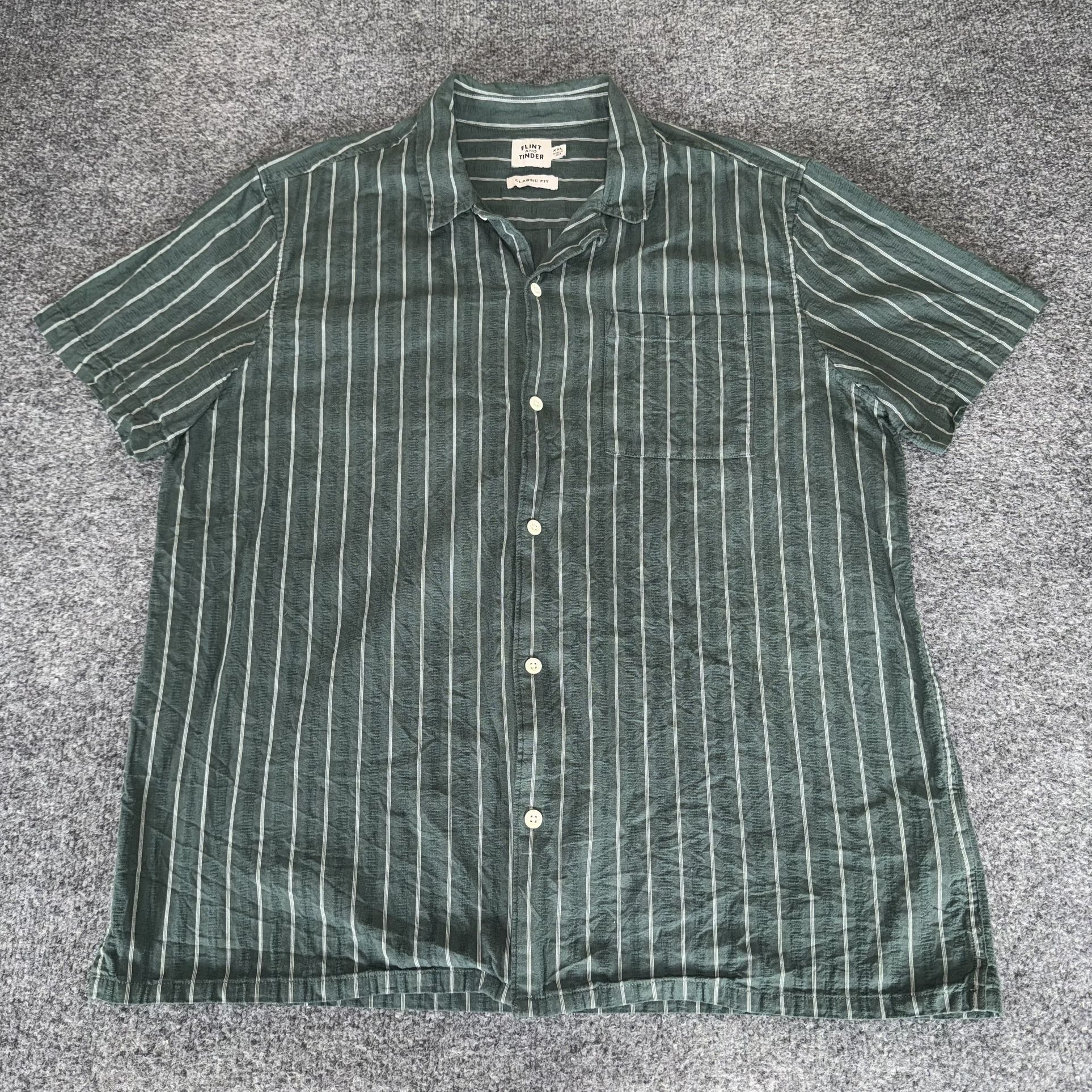Flint and Tinder Camp Shirt Mens XXL Green Pinstripe Short Sleeve Huckberry Top