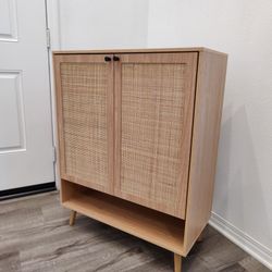Brand NEW Shoe Storage Cabinet 5-Tier with Rattan Door and Adjustable Shelves
