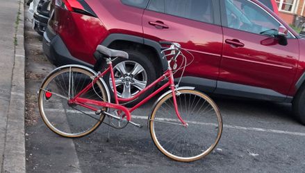 Cruiser Schwinn Breeze good condition interested text