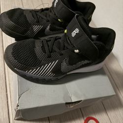 Kids Basketball Shoes
