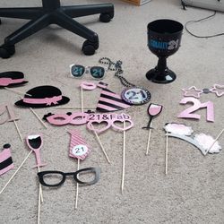 Happy 21st Birthday Photo Props, Goblet, Necklace and Glasses
