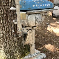 VINTAGE OUTBOARD MOTORS 