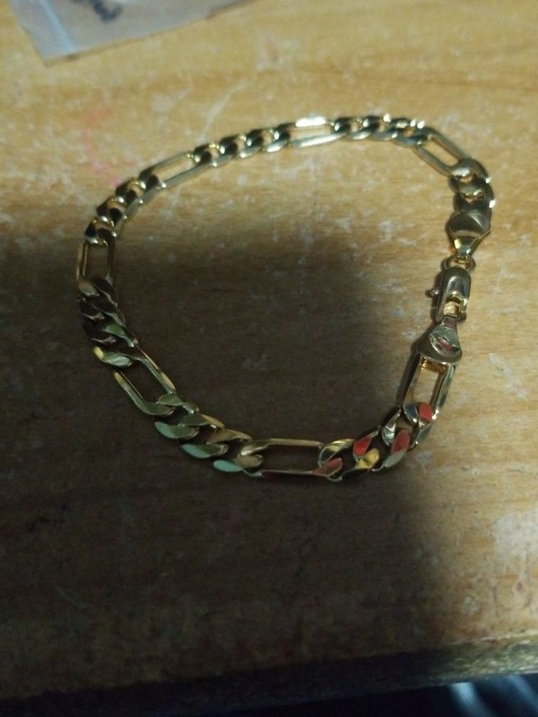 10 Inch 18k Gold Plated Figaro Bracelet 4mm