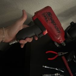 Snap On Air Impact Wrench 
