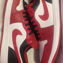 AIR JORDAN 1 LOW