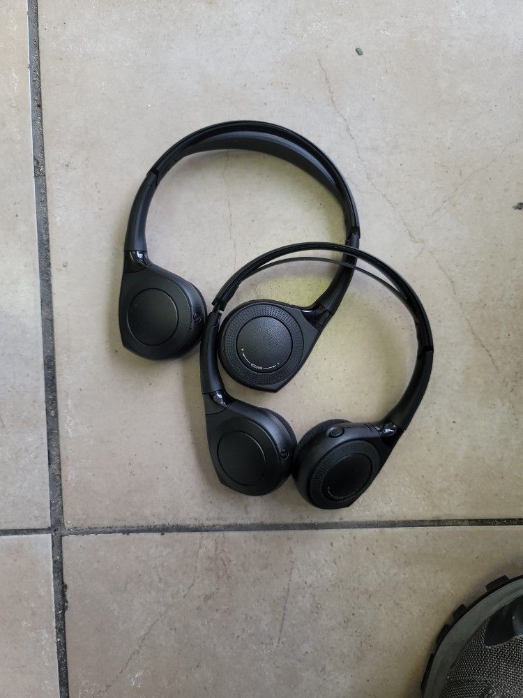 2020 Honda Odyssey OEM Wireless Headphones