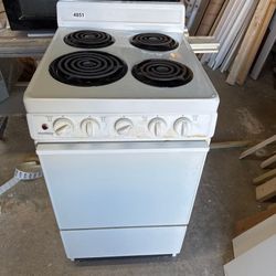 Good working electric Range stove oven