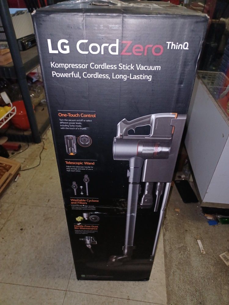 LG Cordzero Thin Q Compressor Cordless Stick Vacuum