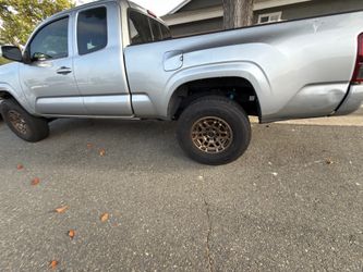 TOYOTA TRAIL EDITION BRONZE WHEELS