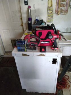 Bauer Cordless Power Tools