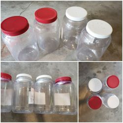 4 Gallon Size And 30 Kilo Size Plastic Jars