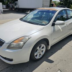 2008 NISSAN ALTIMA 2.5 HYBRID SUPER GAS SAVER VERY RELIABLE 