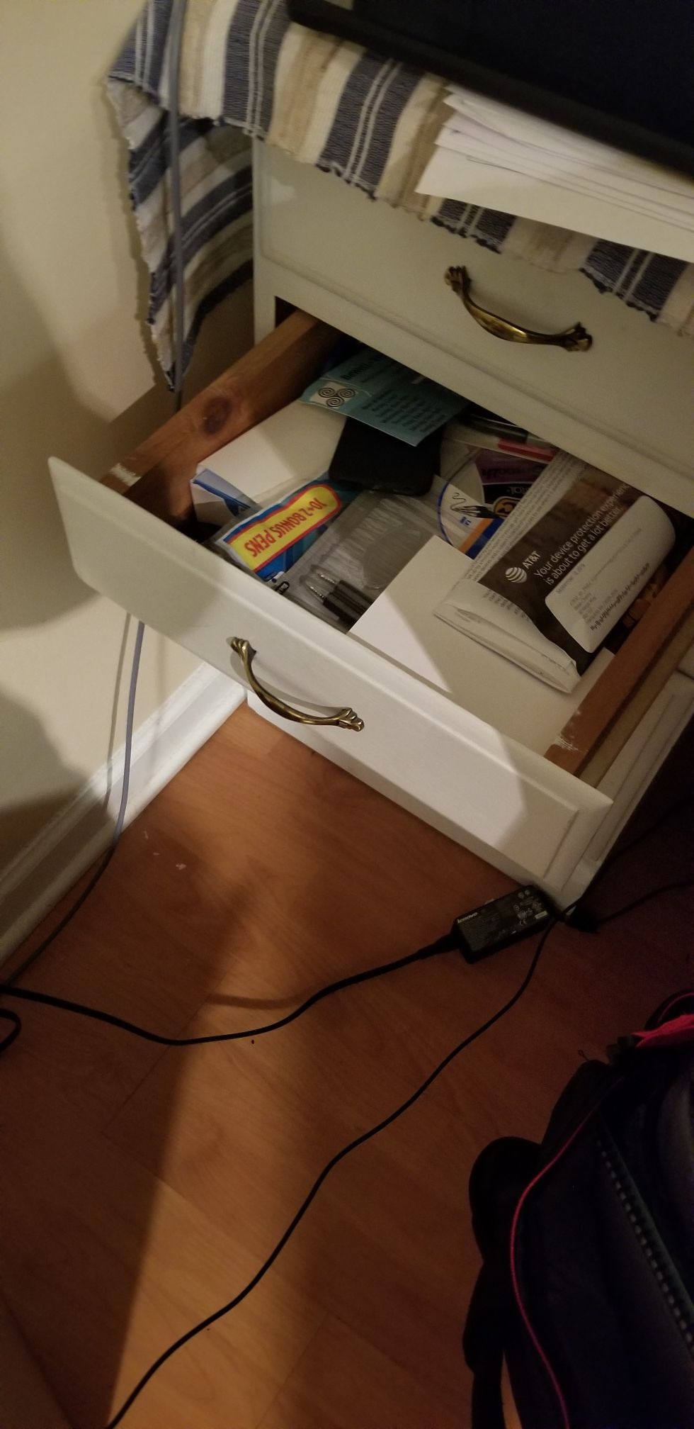 White Desk for free