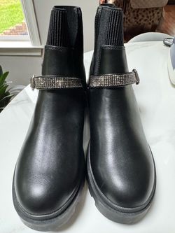 Brand New Mix No. 6 Black Rhinestone Boots - Size 6