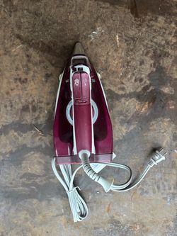 Steam Iron with Auto Off
