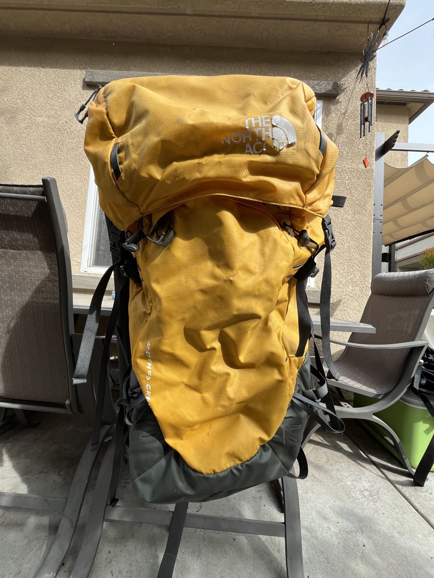 The North Face 65lt Hiking And Camping Backpack