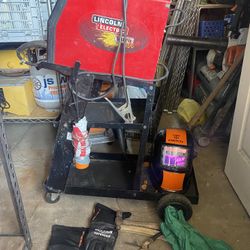 Welder Works Excellently