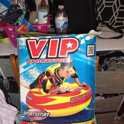 SINGLE PERSON TOW TUBE BRAND NEW OPEN BOX