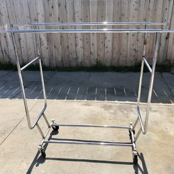 Heavy duty collapsible metal hanger with wheels 