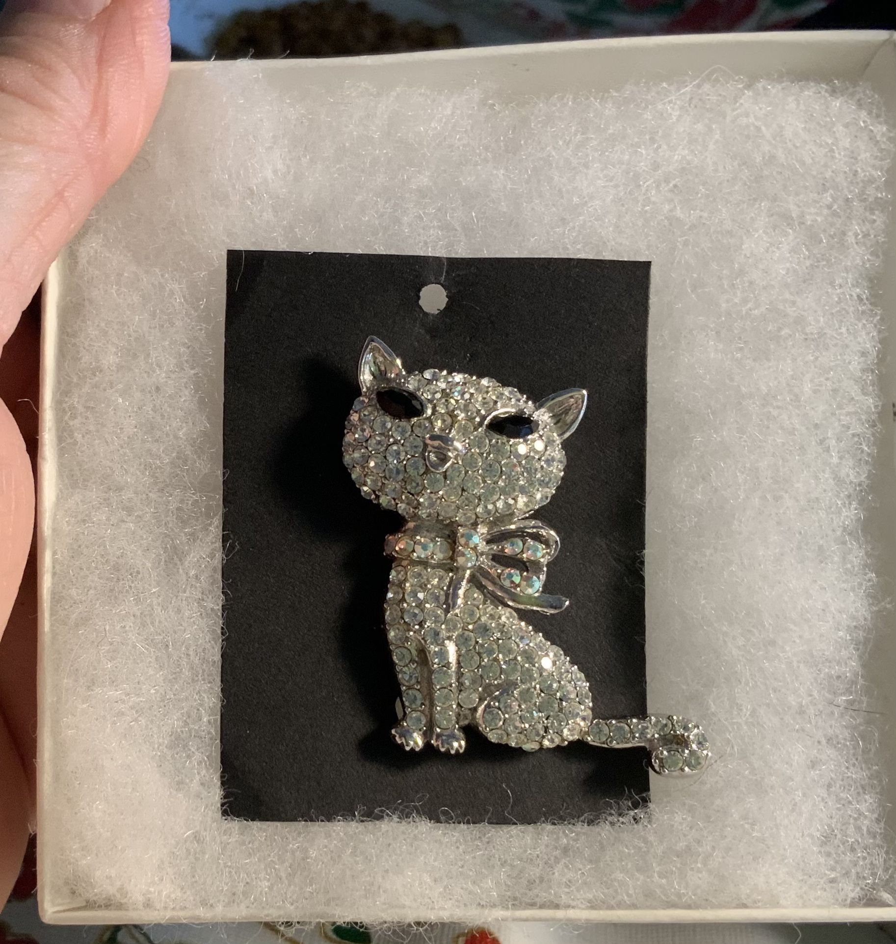 Vintage Rhinestone  Cat Brooch 