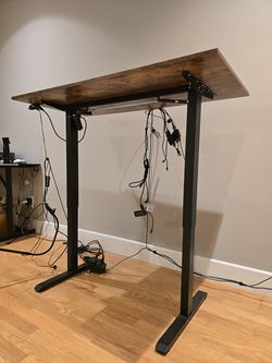 Adjustable Standing Desk - Electric Sit Stand