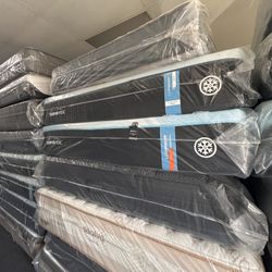 Name Brand Mattresses 