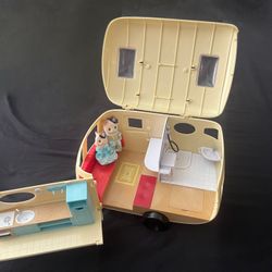 SYLVANIAN FAMILIES THE CARAVAN FAMILY CAMP PLAYSET