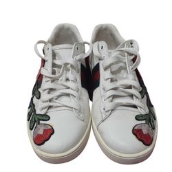 Gucci White Floral Embroidered Leather Ace Low Top Sneakers Size 37 US 7

Item Condition
Well Used
EXTERIOR: light visible, stain, discoloration 
SOLE
