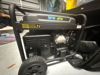 Never used - 6600 Watt Dual Fuel Home Backup Portable Generator, Remote Electric Start