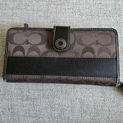 Coach Signature Wallet