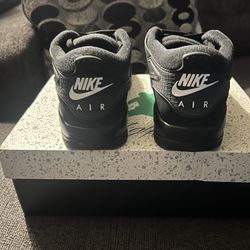 Jordan 4 RM Men’s Size 9.5