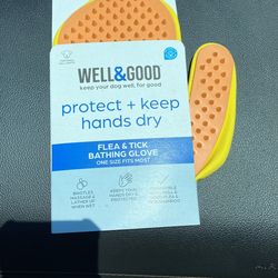 Flea And Tick Bathing Glove