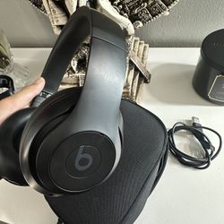 beats headphones 