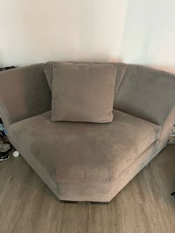 Crate and Barrel Sofa/ couch/ sectional $100