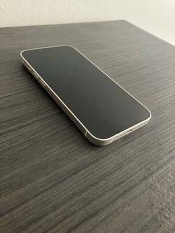 iPhone 14